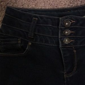 High waisted jeans